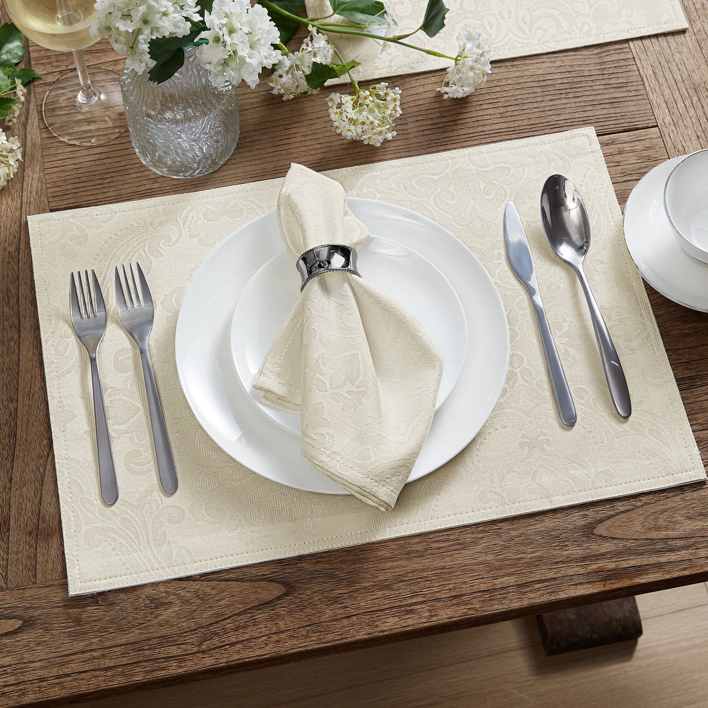 Caiden Elegance Damask Water and Stain Resistant Placemat, Set of 4