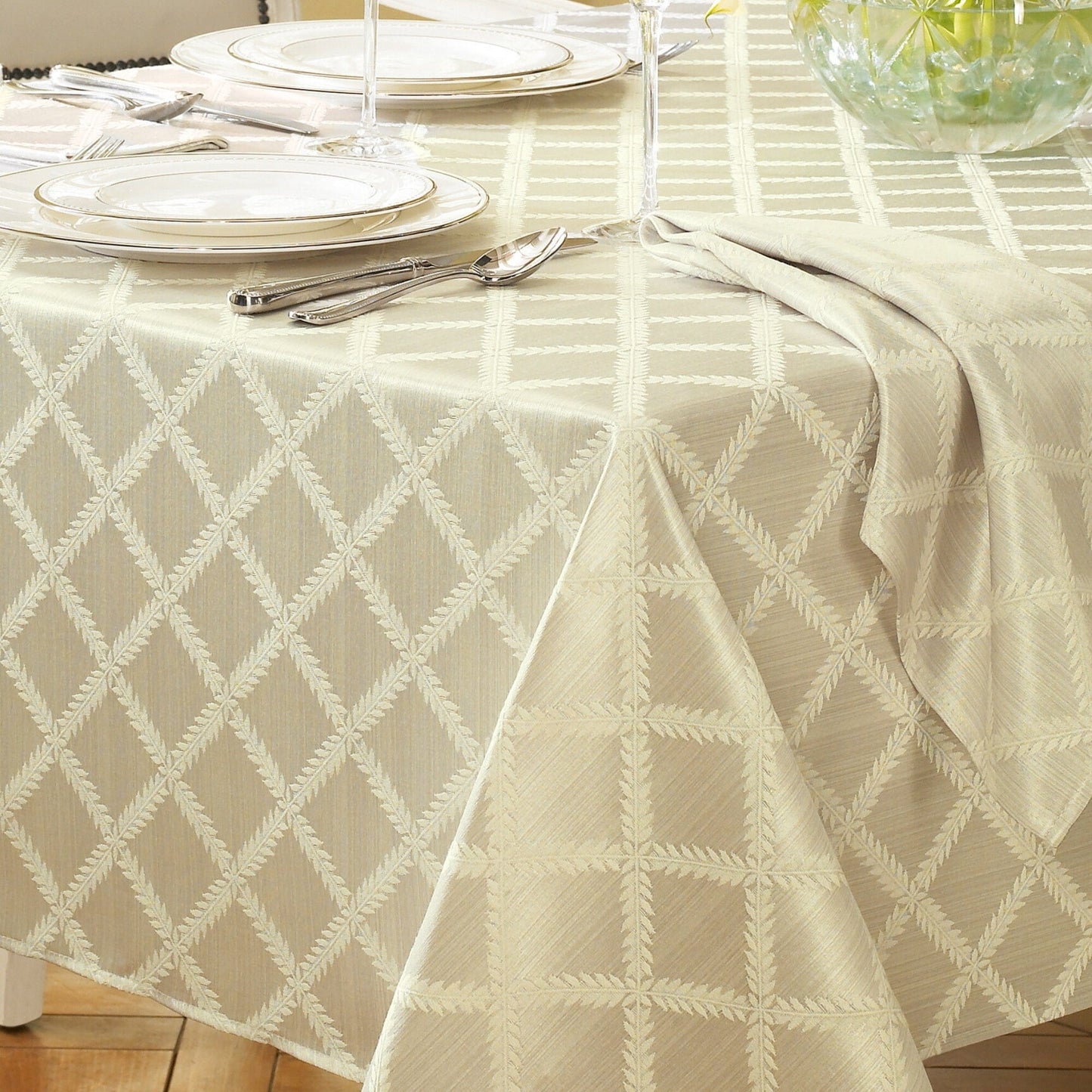 Lenox Laurel Leaf Tablecloth