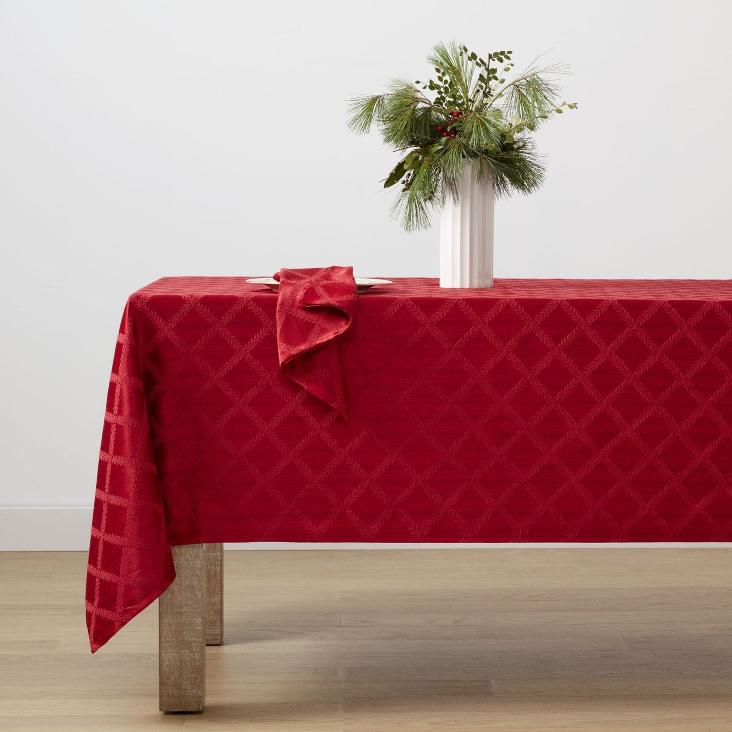 Lenox Laurel Leaf Tablecloth