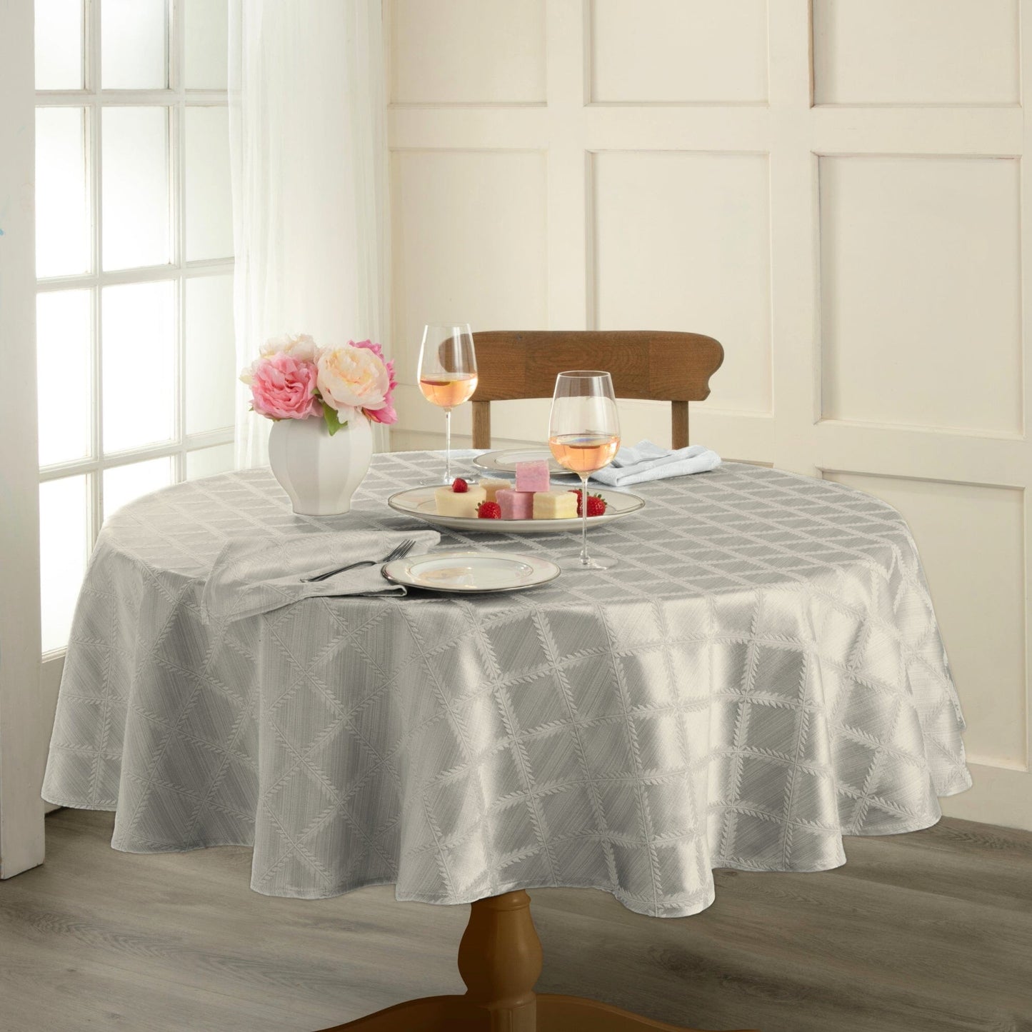Lenox Laurel Leaf Tablecloth