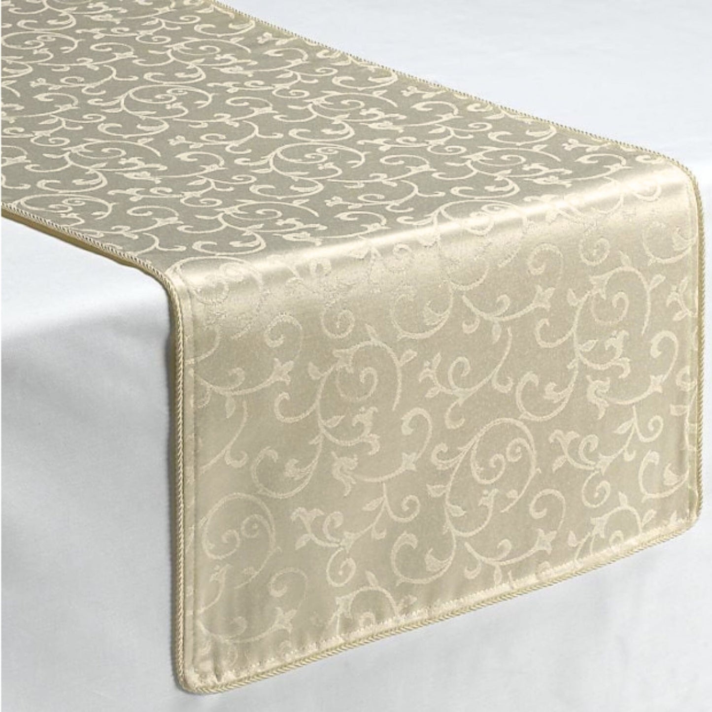 Lenox Opal Innocence Runner