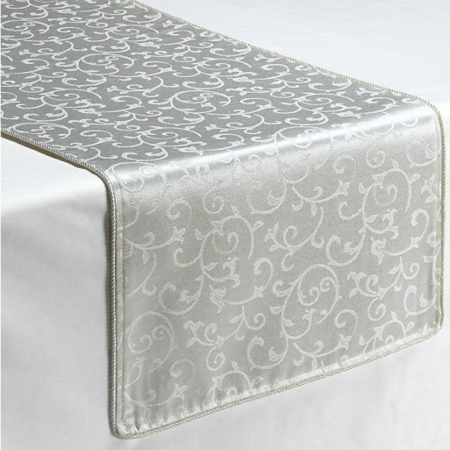 Lenox Opal Innocence Runner
