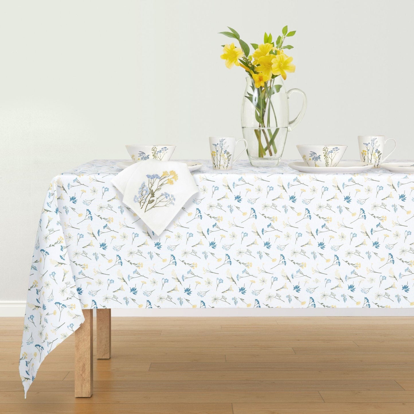 Lenox Wildflowers All-Over Tablecloth