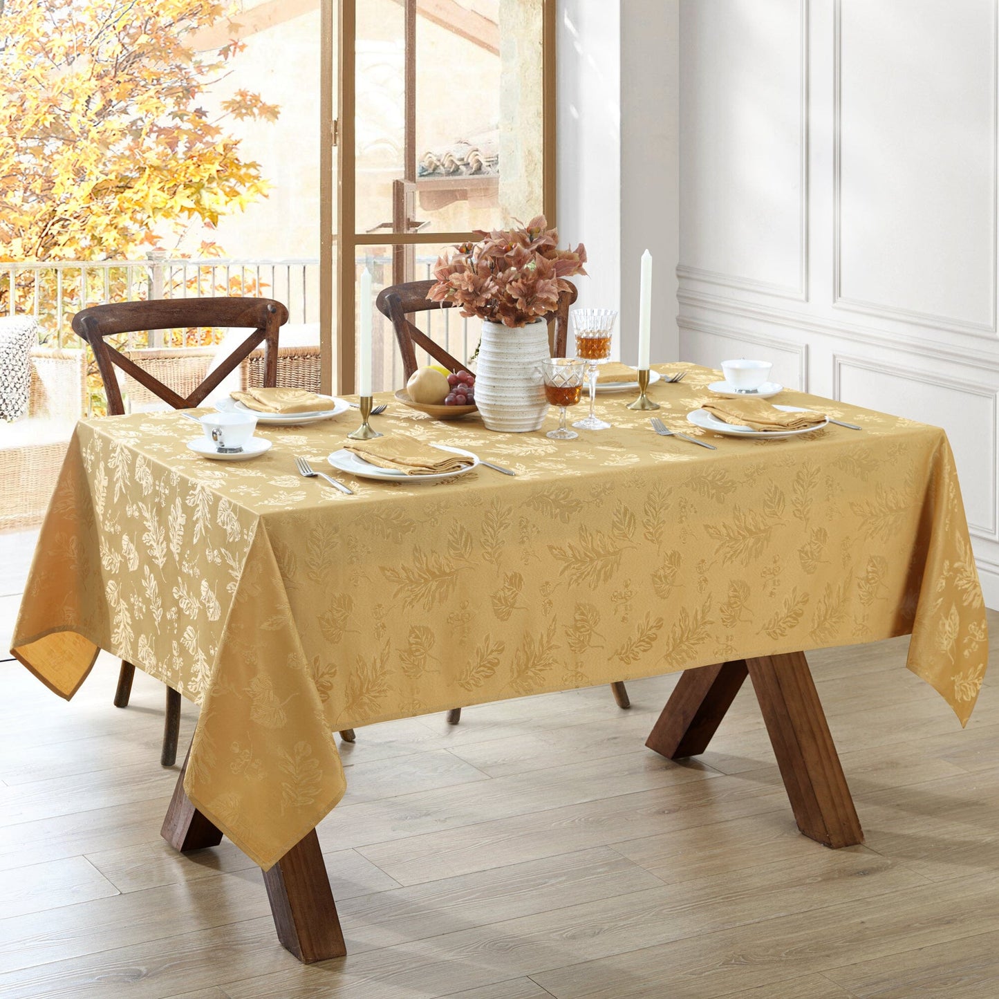 Elegante mantel de damasco jacquard con hojas tejidas