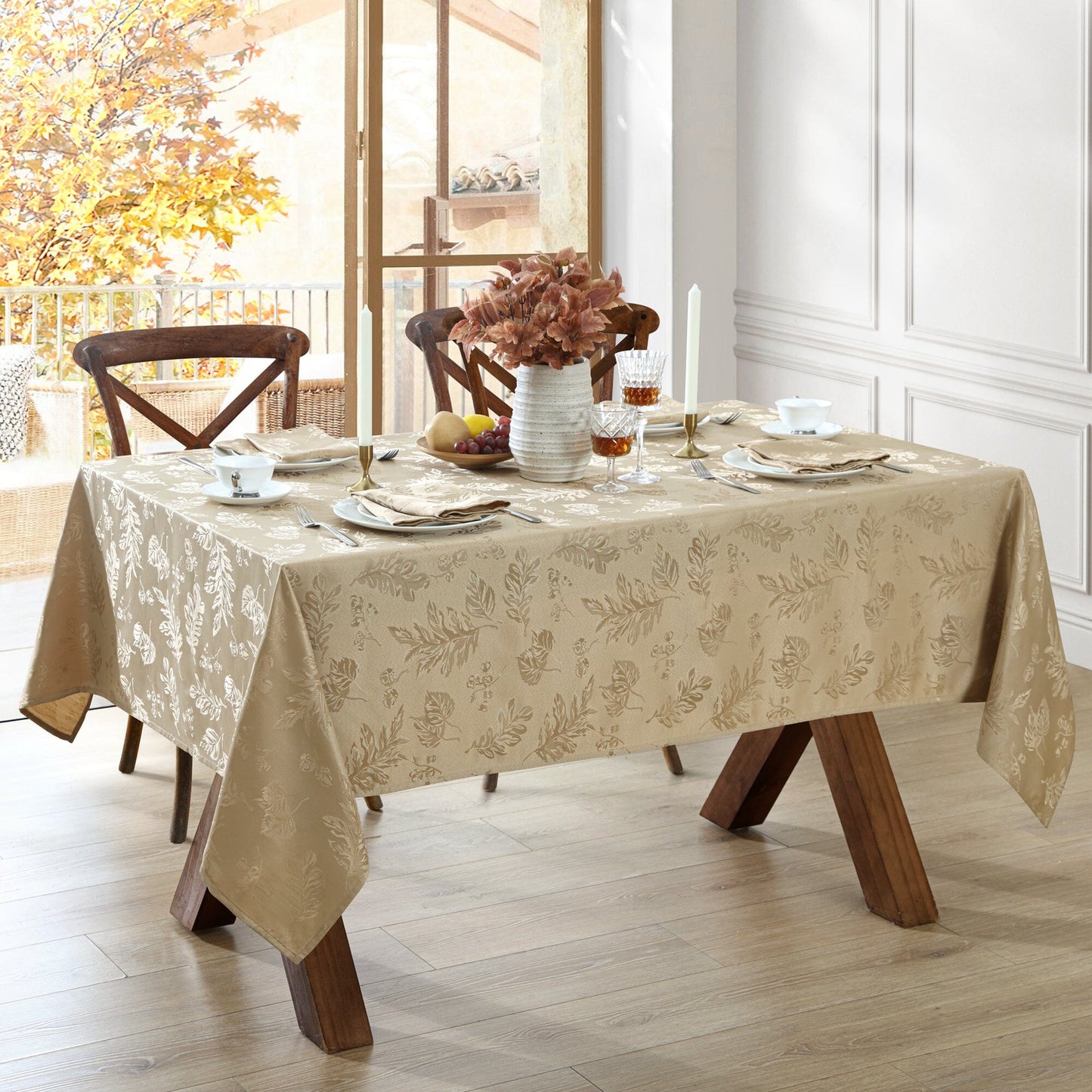 Elegante mantel de damasco jacquard con hojas tejidas