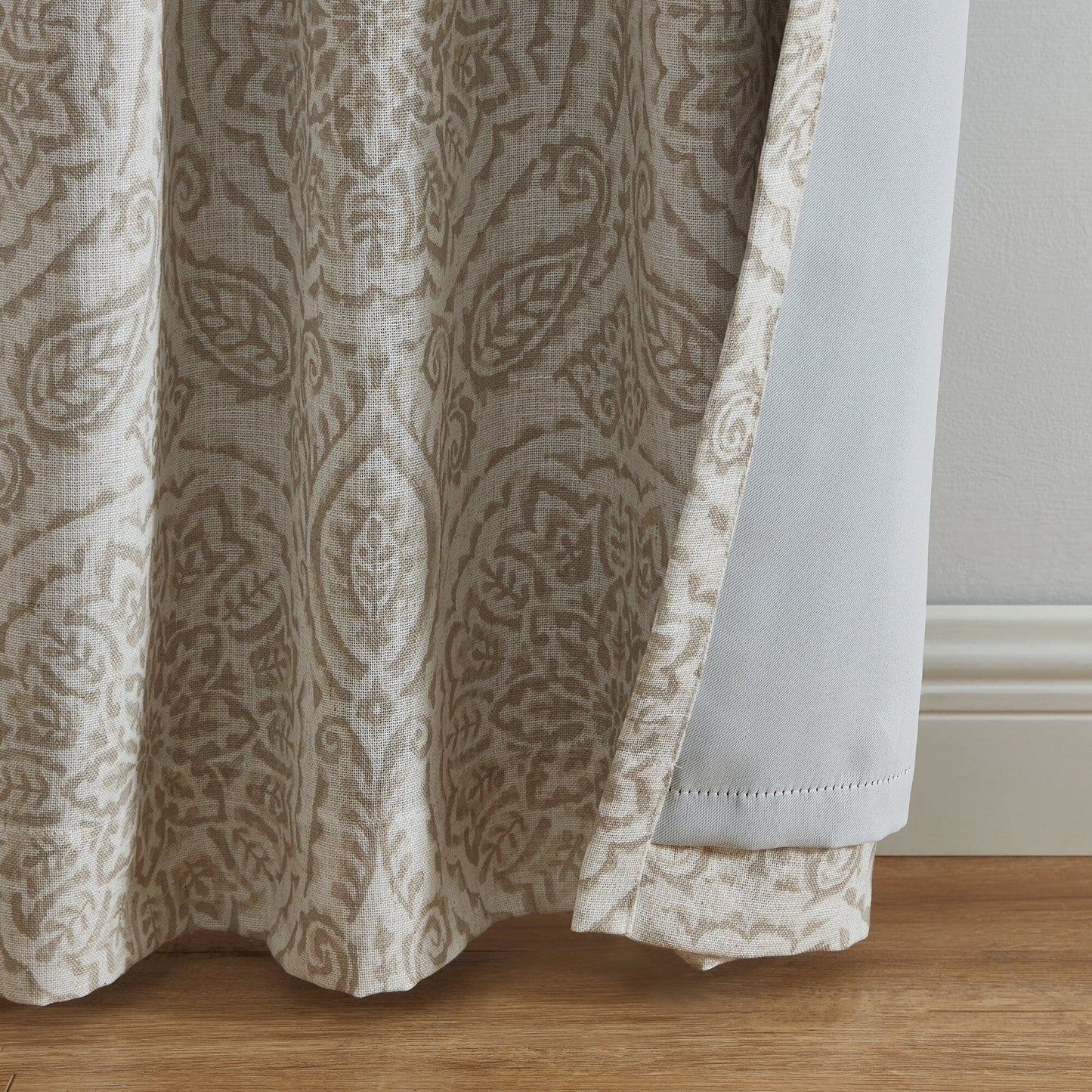 Giovanni Medallion Blackout Window Curtain Panel