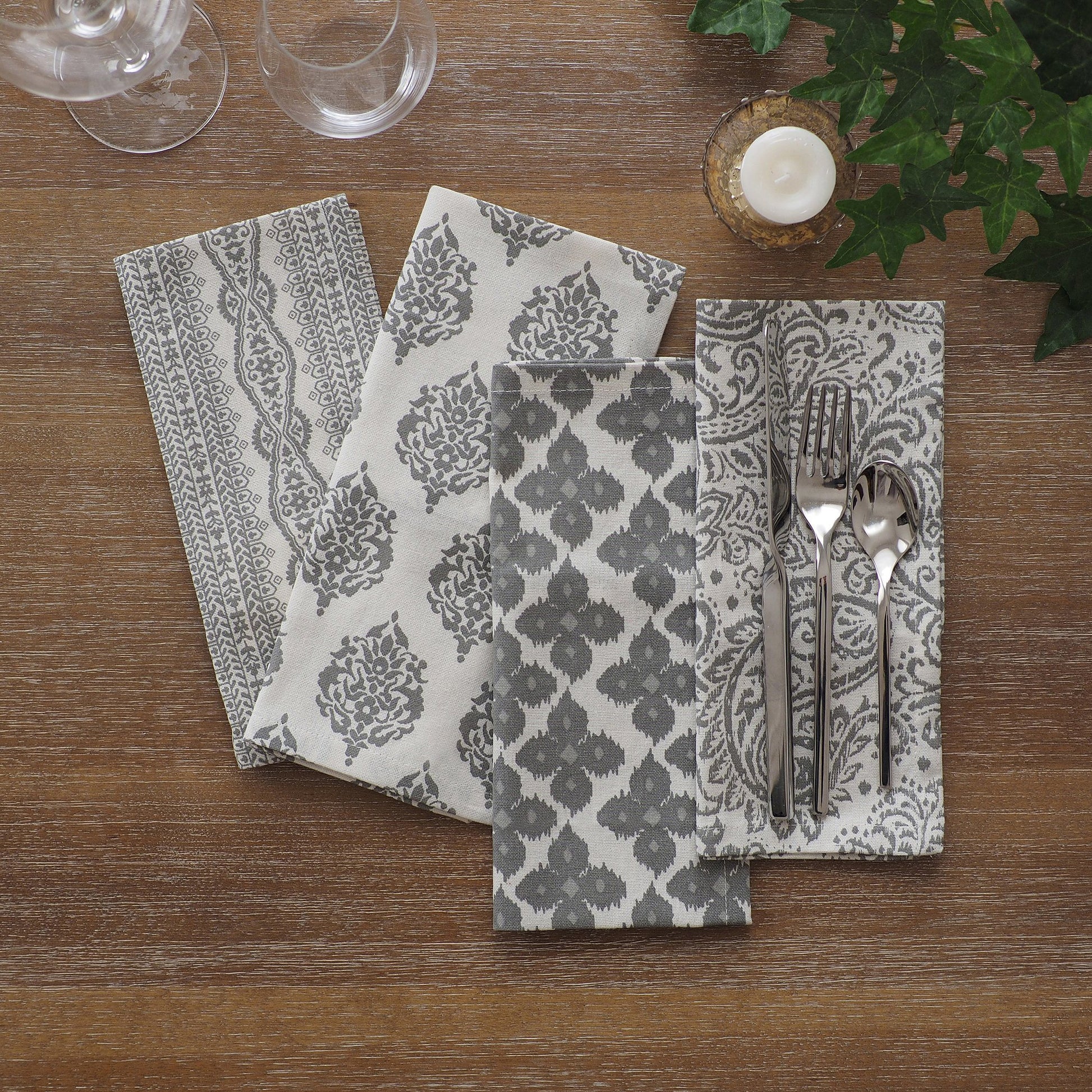 set of 24 gray napkins