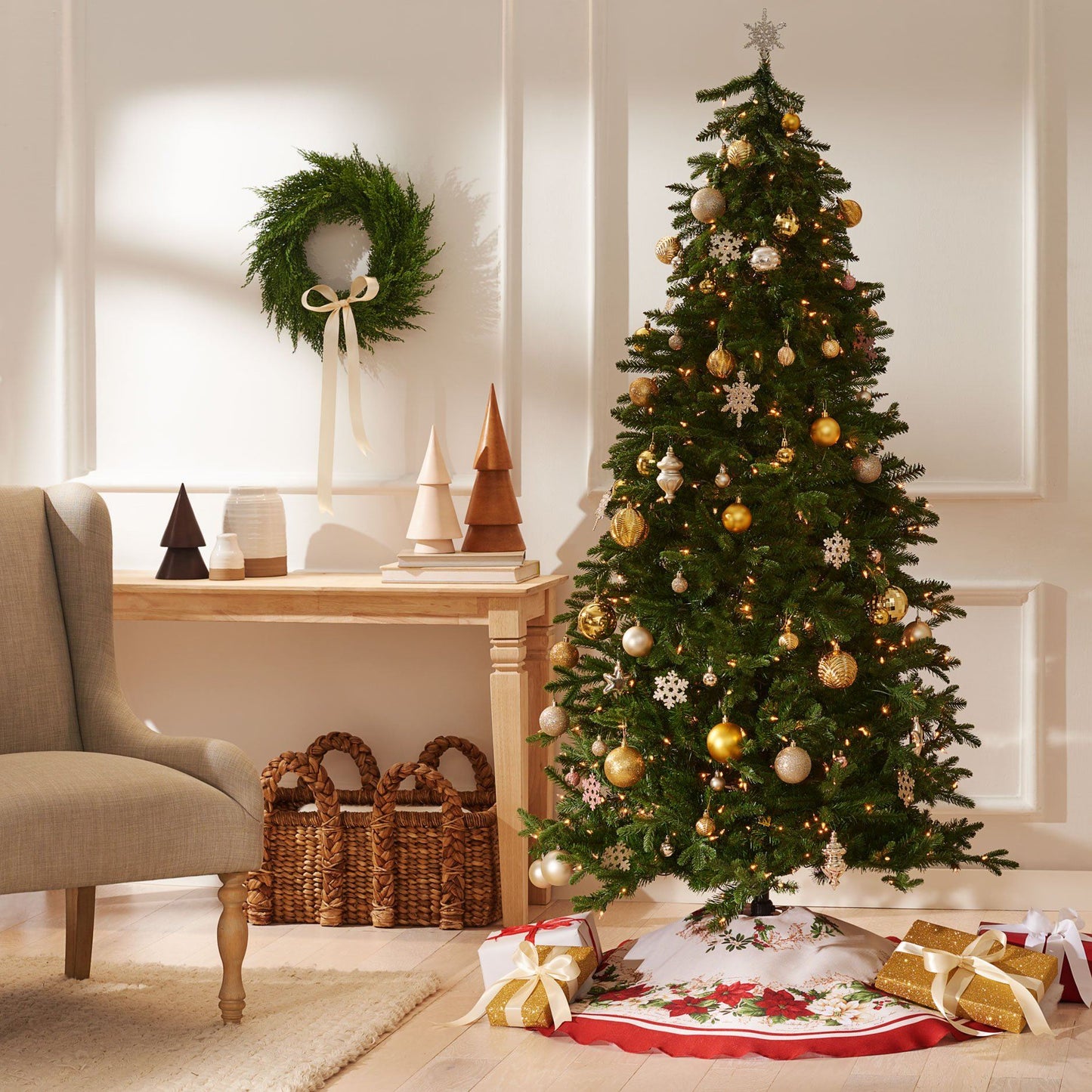 Red and White Poinsettias Christmas Tree Skirt-Elrene Home Fashions